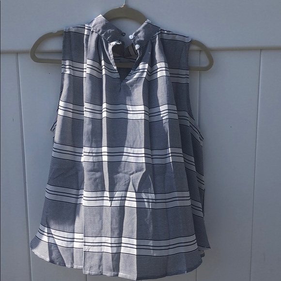 Blouse - Picture 2 of 2